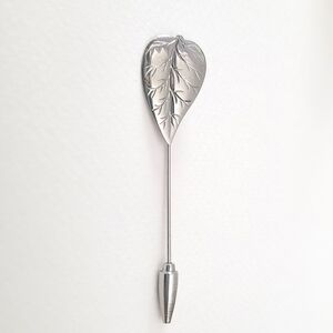Vintage Silver Leaf Design Stick Pin